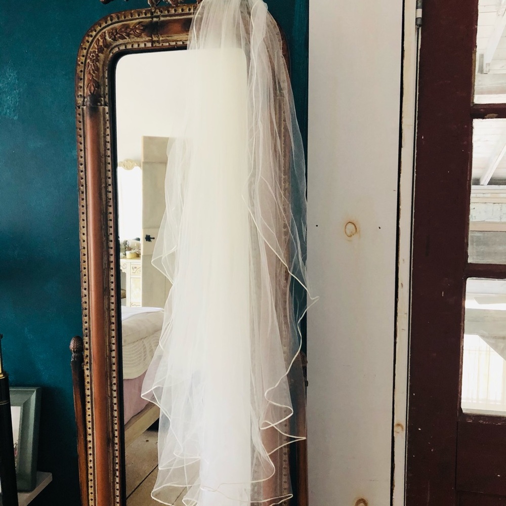 Sara Gabriel Sabina Wedding Veil